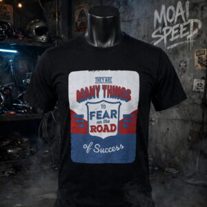 เสื้อยืดสีดำ Many Things Fear on The Road (มือสองสภาพ 90 %) (L)