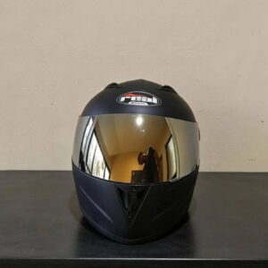 หมวกกันนอค Real Helmet 3xl (มือสองสภาพ 70 %) (ไม่เคยใช้ เอาไปอแดปกับหน้ากากคอสเพลย์มา รอยเลยเยอะ)